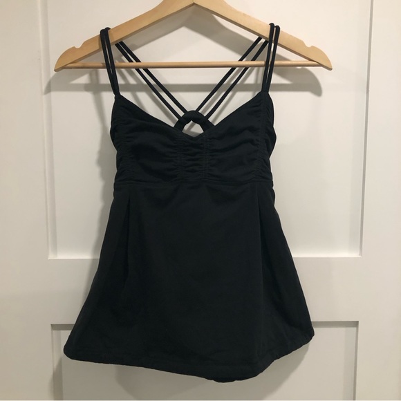 Lululemon black tank top. Size 4. - Picture 3 of 6